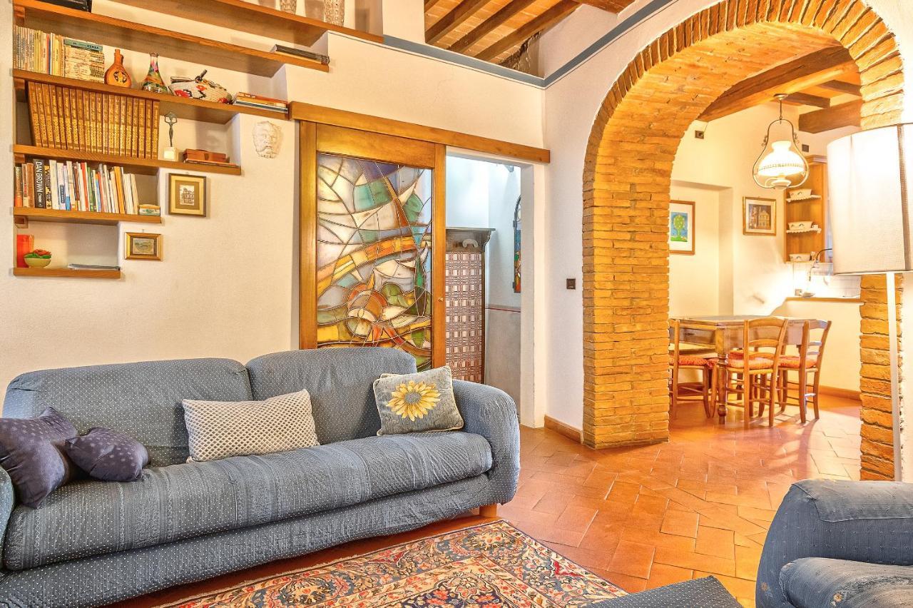 Renaissance Apartment Пиенца Экстерьер фото